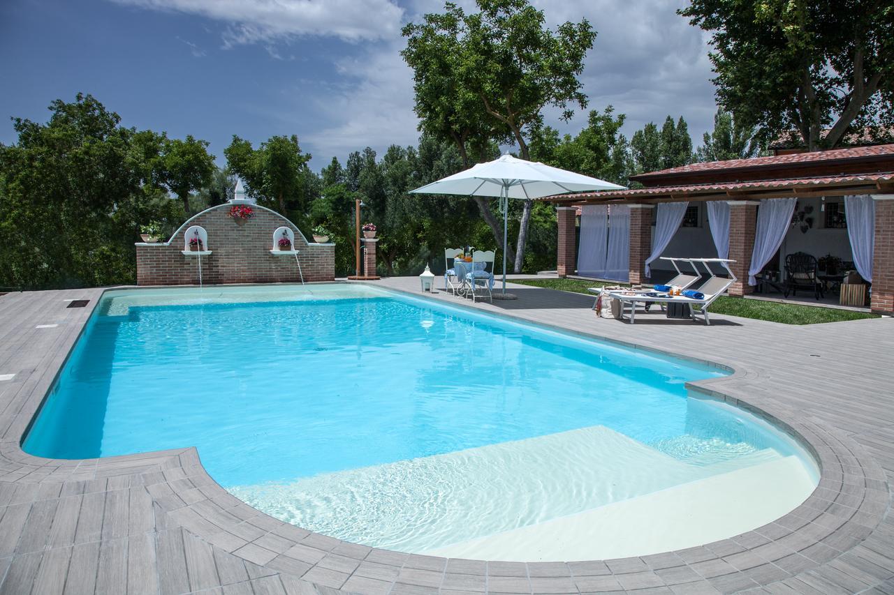 Ponte Ufita Country House Hotel Frigento Ngoại thất bức ảnh